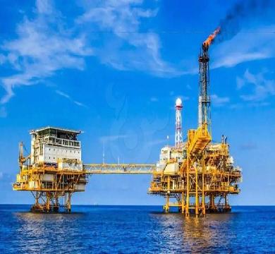 وزير البترول : العمل في حقل غاز "ظهر" بدا فبراير في ثلاث ابار